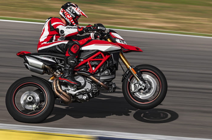 2018 EICMA: 2019 Ducati Hypermotard 950 revealed